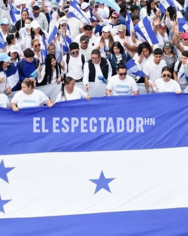 Partido nacional sale a las calles en una representativa movilización “es ahora o nunca”