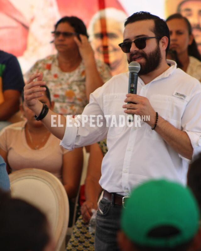 Instituto de la Propiedad entrega títulos a más de mil familias en Orica, Francisco Morazán