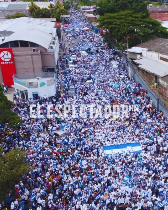 Partido nacional sale a las calles en una representativa movilización “es ahora o nunca”