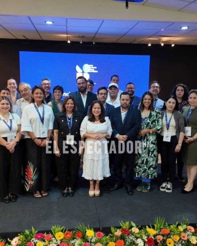 Jorge Aldana participó en Congreso Iberoamericano de parques y espacios públicos 2025 en El Salvador