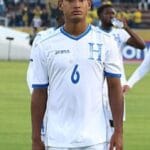 Bryan Acosta cuestiona a tiktokers hondureños tras derrota ante El Salvador