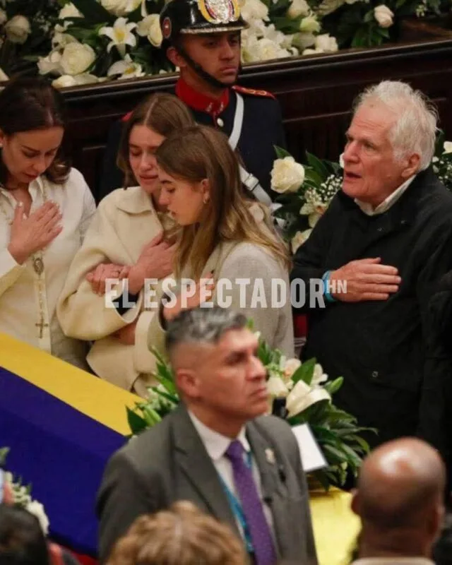 Miguel Uribe Turbay tuvo un emotivo funeral en Colombia