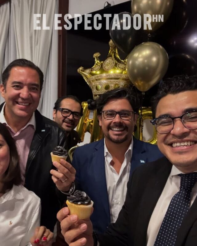Gerardo Torres y funcionarios del gobierno celebran sus cumpleaños en agosto y lo comparten en redes sociales
