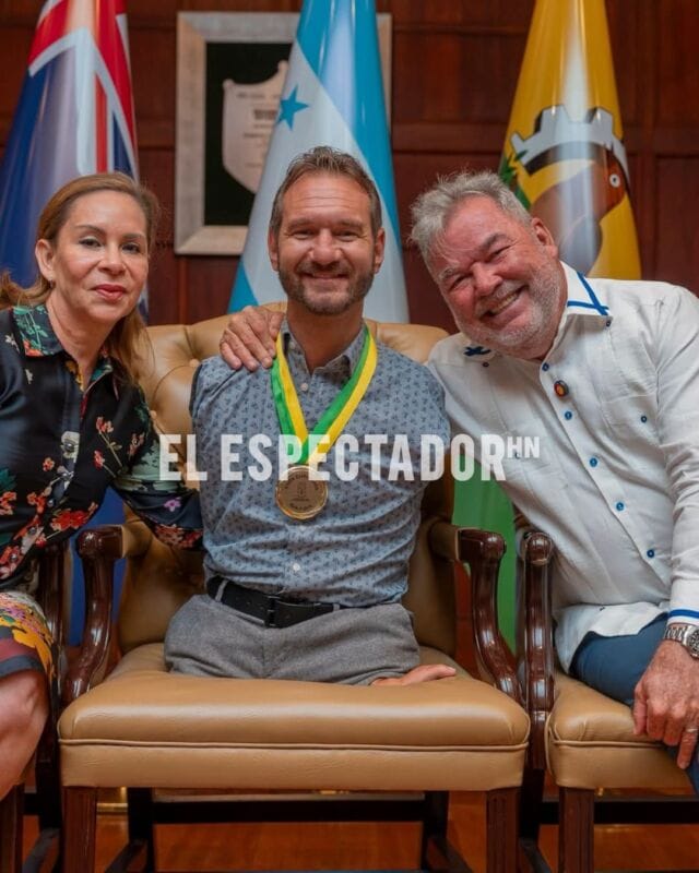 Roberto Contreras saluda a Nick Vujicic “eres un ángel enviado por Dios”