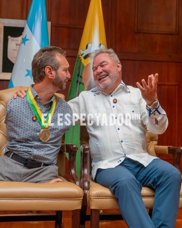 Roberto Contreras saluda a Nick Vujicic “eres un ángel enviado por Dios”