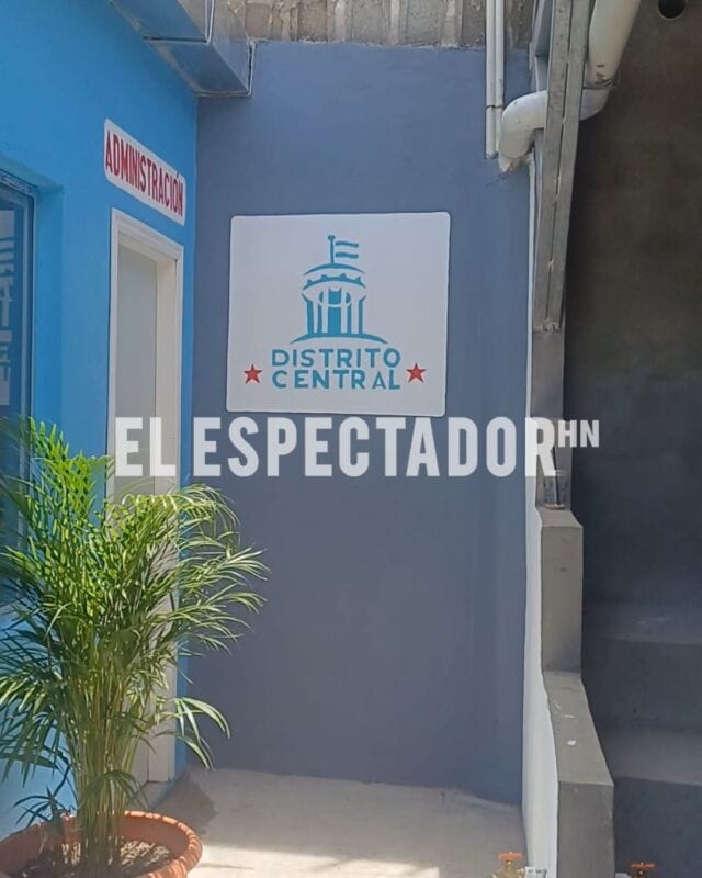 Alcaldía inaugura moderno mercado de Villa Nueva en Tegucigalpa