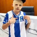 EDWARD DANIEL, EL PEQUEÑO HÉROE QUE LLEVARÁ SU SONRISA AL PARTIDO ENTRE HONDURAS Y NICARAGUA