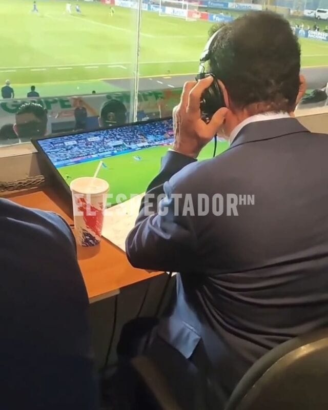 Salvador Nasralla narra el segundo gol de Honduras ante Haití con gran emoción