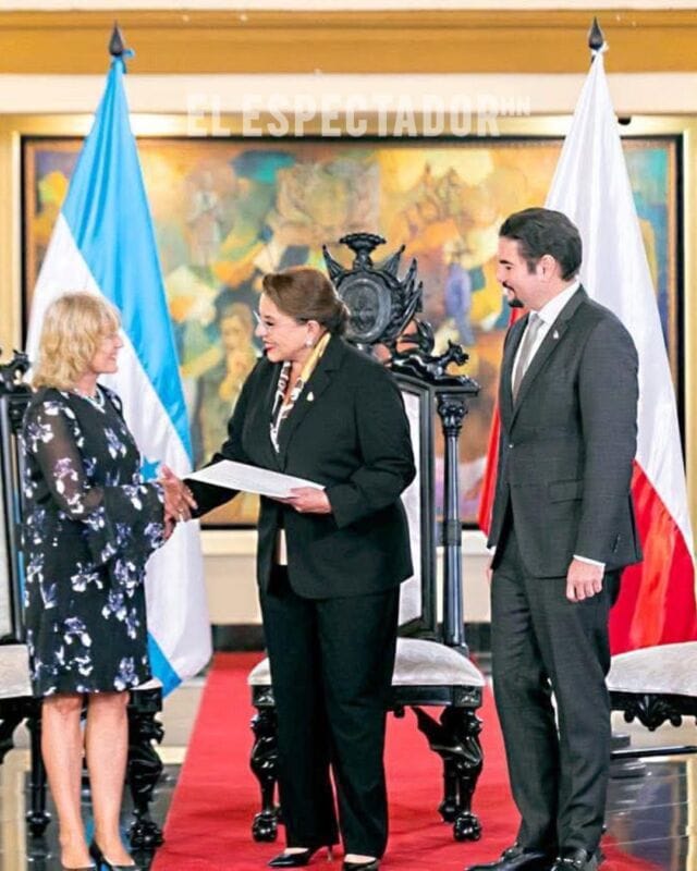 Embajadora de Polonia presenta cartas credenciales a la presidenta Xiomara Castro