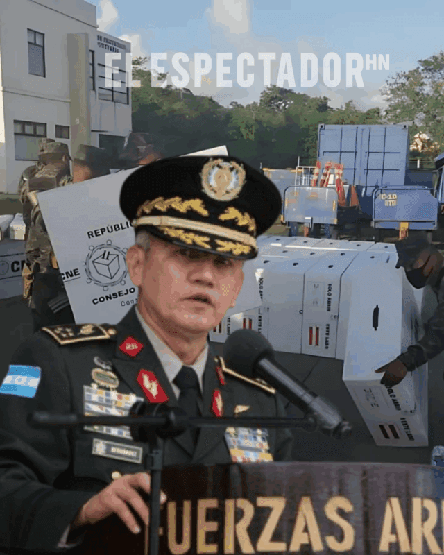 Roosevelt Hernández
