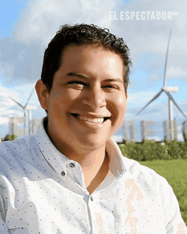 Stanley Flores durante declaraciones sobre unidad en Libre.