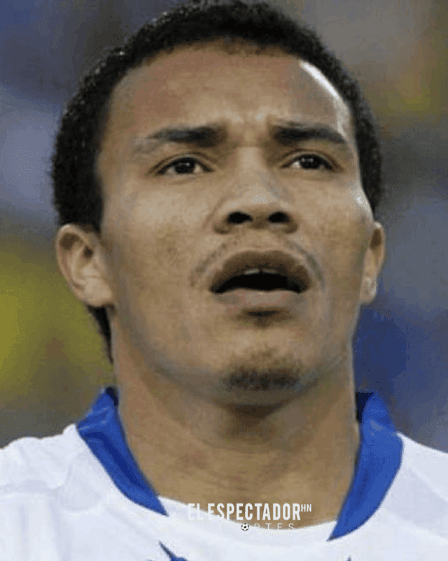 Rambo de León en entrevista hablando de humildad.