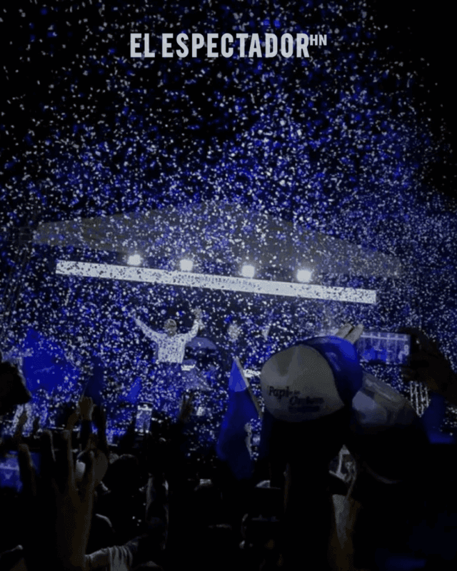 JUan Diego Zelaya junto a Nasry Asfura en cierre de campaña del Partido Nacional en Tegucigalpa.