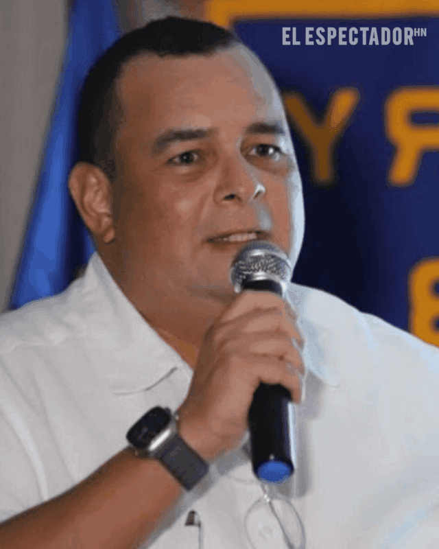 Jorge Aldana, alcalde del Distrito Central, llamando a los capitalinos a votar.