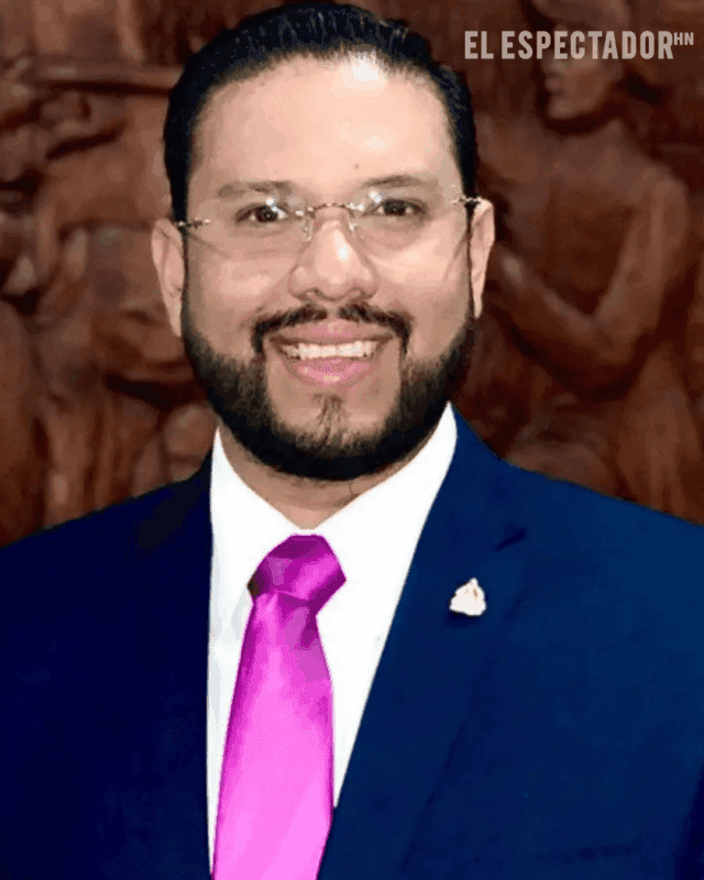 Mauricio Rivera acusa a Libre de manipulación electoral.