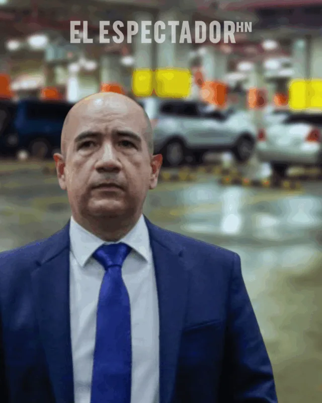 Godofredo Fajardo propone iniciativa ley de parqueo gratuito en centros comerciales para beneficiar a hondureños