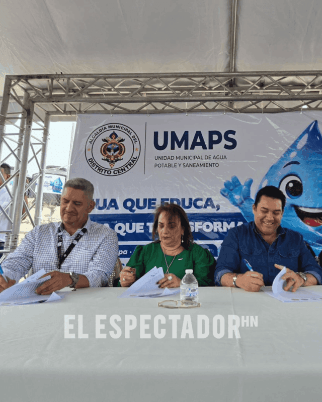 Juan Diego Zelaya entrega 593 tanques de agua para centros educativos en la capital